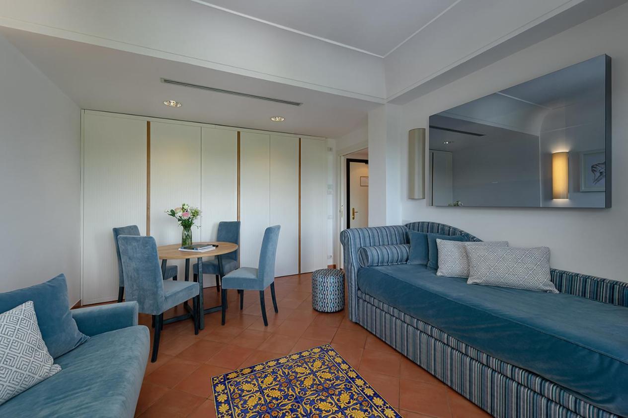 Hotel Oasi Di Kufra Sabaudia Eksteriør bilde